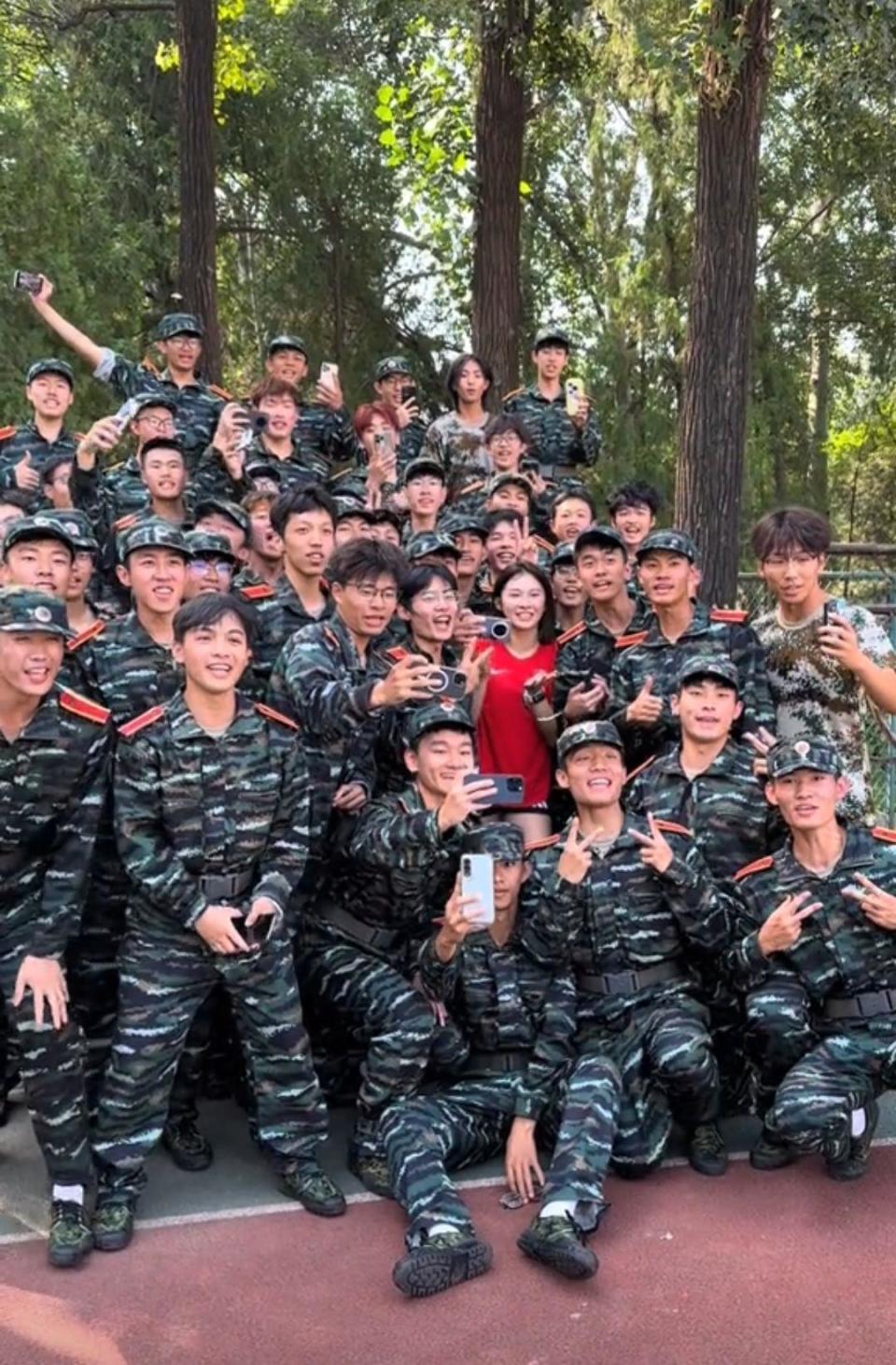 有北京体育, zzDee, gJfkS 有北京体育, zzDee, gJfkS