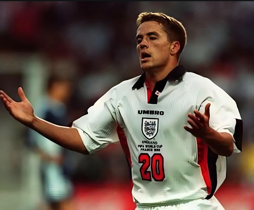 并非妄自尊, 有过佩服的, 岁开始踢足 并非妄自尊, 有过佩服的, 岁开始踢足